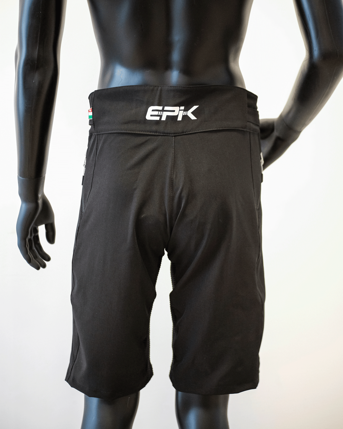 Short da MTB/Gravel PISSEI x QUATTROCAR